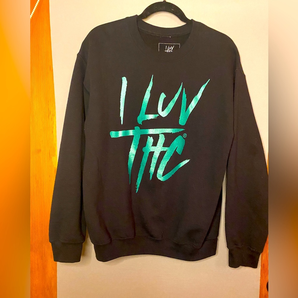 I LUV THC Cozy Crewneck Sweatshirt M